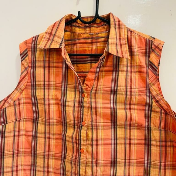Orange chequered shirt - Picture 6 of 7